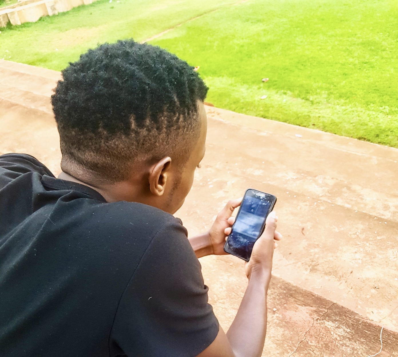 Airtel strongly advises all its costumers to re-confirm their transaction before clicking on the Send / OK key.