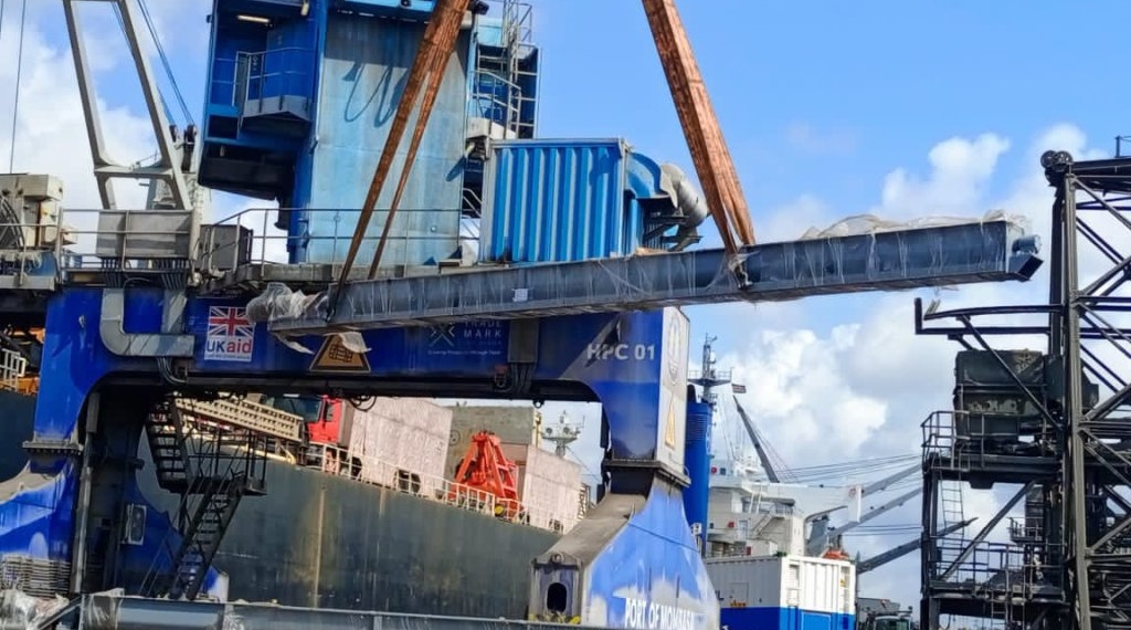 The most advanced Chinese oil drilling equipment in the oil and gas industry exploration and development sector represented by the ‘Drilog and Welleader’ system and the land rig ‘LR8001’ has arrived at the Kingfisher Oil fields.