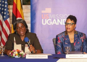 US Ambassador to the United Nations Linda Thomas-Greenfield, left, and Natalie E. Brown, US Ambassador to Uganda, speaking to the media at the residence of the US Ambassador to Uganda, in the capital Kampala, August 4, 2022 © 2022 AP Photo/Hajarah Nalwadda