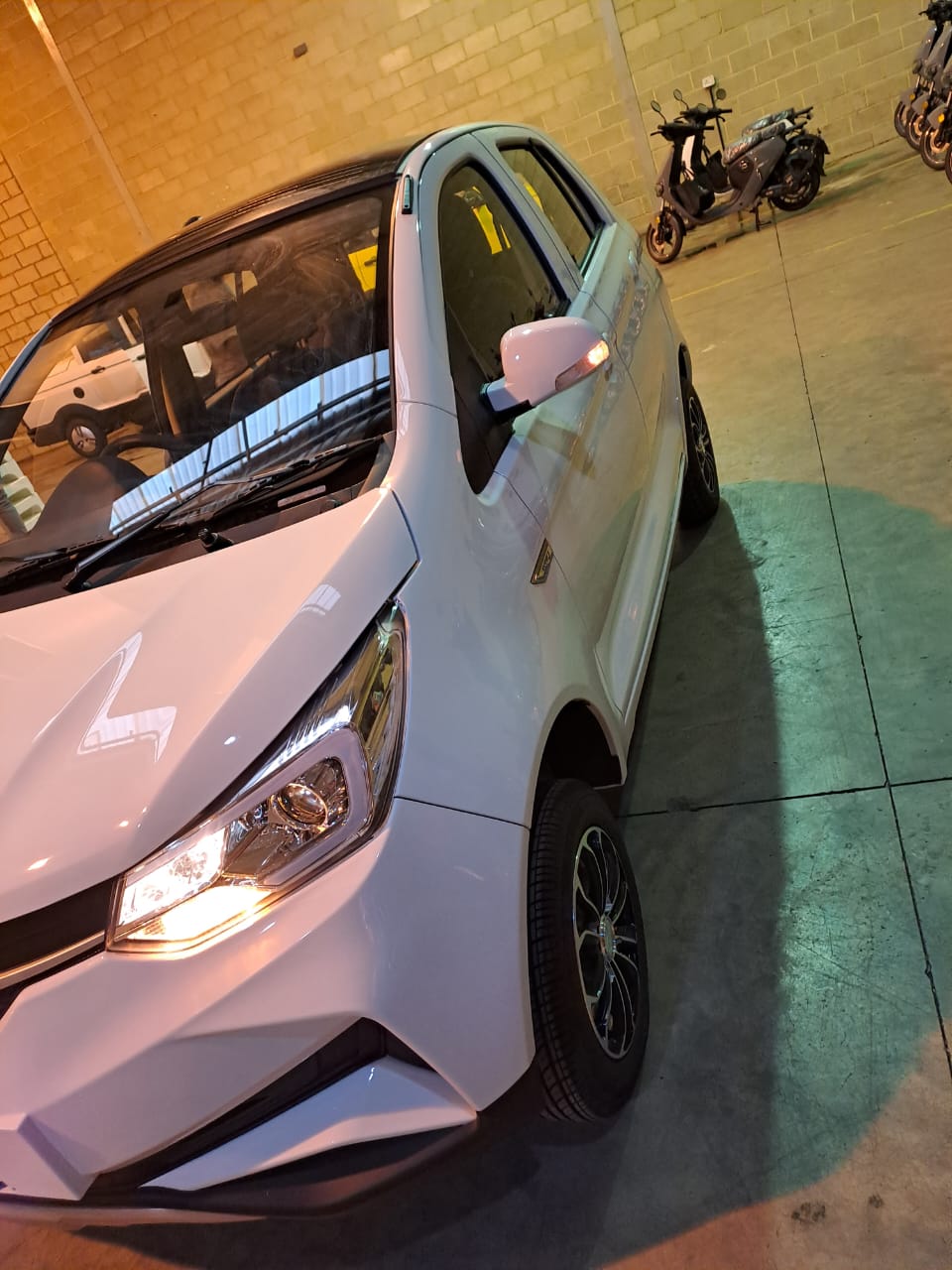 GreenTech giant - Agilitee launches Africa’s first self charging electric vehicle