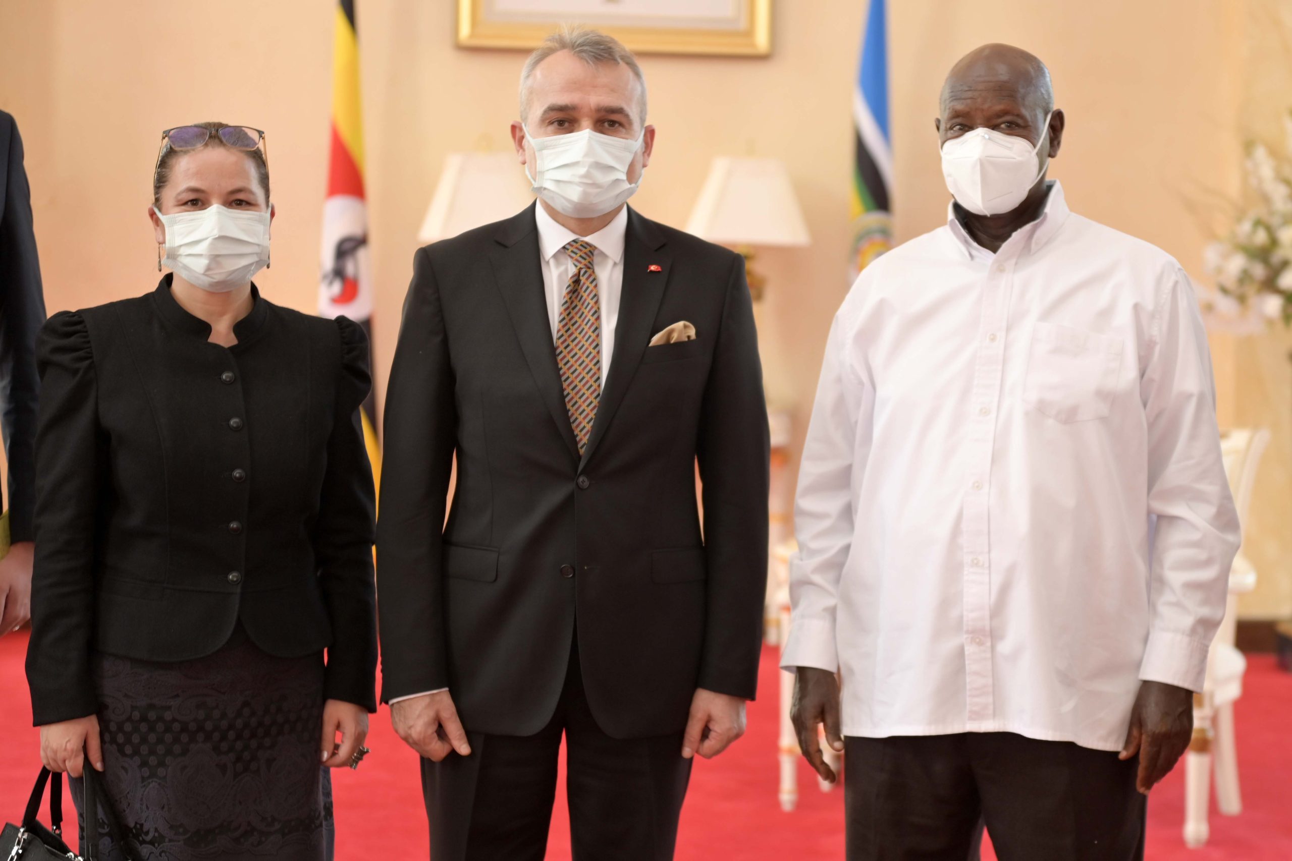 Turkiye Ambassador to Uganda Mehmet Faith AK presents credentials to President Museveni at State House Entebbe (PHOTO/Courtesy)