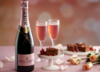 Love is a many-splendored thing at Emirates this February 14, as passengers are set to enjoy sweet treats onboard, a range of love-themed decadent desserts in the lounges, exquisite rosé champagne, tempting gift-giving offers, and an array of romantic movies and music.
