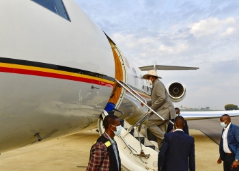 President Museveni departs Entebbe International Airport for Algeria this morning. He was seen off by Lt. Gen Okidi, AIGP Godfrey Golooba and Samuel Akena of Uganda Prisons. (PHOTO/PPU)