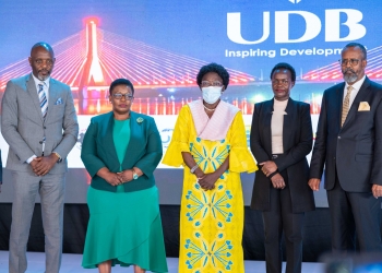 1st Deputy Prime Minister and Minister of East African Community Affairs, Rt. Hon. Rebecca Kadaga Alitwala (C), Managing Director of Uganda Development Bank, Patricia Ojangole (2nd R), 2nd Deputy Prime Minister of Busoga, Osman Noor Ahmed (R), Executive Director, National Planning Authority, Dr.Joseph Muvawala(L), Minister Office of the Prime Minister (General Duties), Justine Kasule Lumumba(2nd L) having a photo moment at the 2023 Busoga Investment Forum organised by Uganda Development Bank at Jinja Civil Service College to accelerate an inclusive and sustainable socio-economic transformation of the Busoga region.