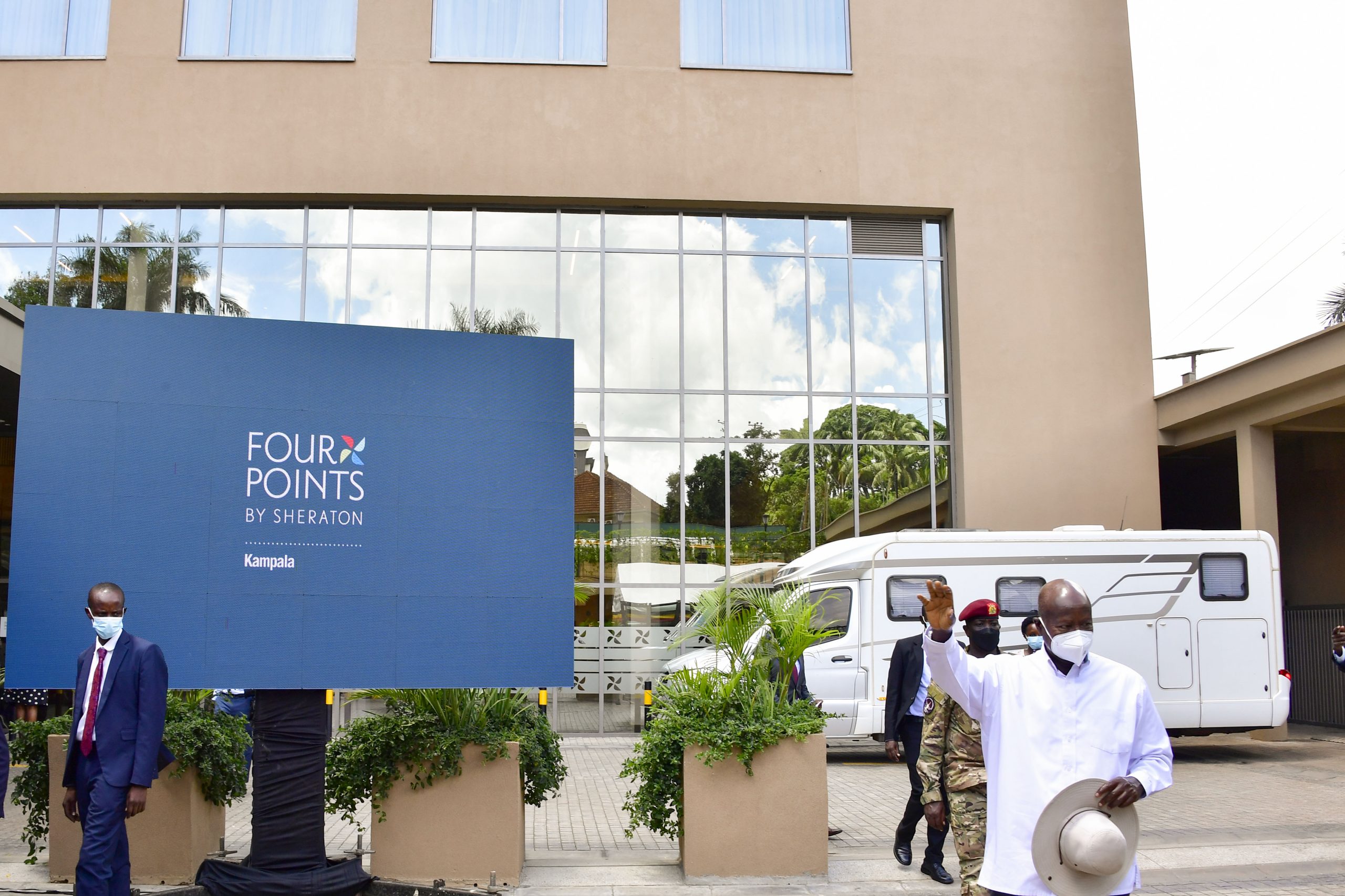 President Museveni lwaves to guests after commissioning Four Points by Sheraton Hotel at Kololo on Tuesday. PPU Photo (1)