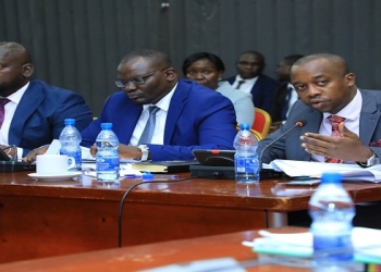 Hon. Ayume (R) presenting the Health Committee Report before the Budget Committee
