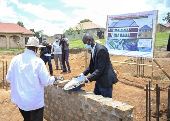 President Yoweri Kaguta Museveni lays a foundation stone on the Lwengo Muslim District HQ and Health Center IV at Mbirizi – Lwengo Town Council in Lwengo district on the 16th March 2024. Photo by PPU/Tony Rujuta.
