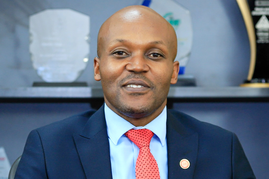 Касигва сменил доктора Дэвида Ливингстона Эбиру, который занимал эту должность с мая 2021 года по июль 2023 года.