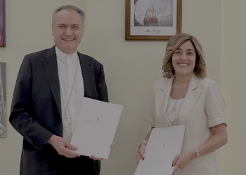 ICCROM Director-General Aruna Francesca Maria Gujral and the President of the Fabbrica di San Pietro in the Vatican His Eminence Cardinal Mauro Gambetti