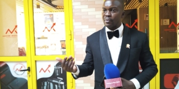 MACOSA President, Denis Sembuya addressing Journalists on Saturday.