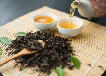 Tea, originated in China, is the most consumed beverage on Earth after water. [Photo: VCG]