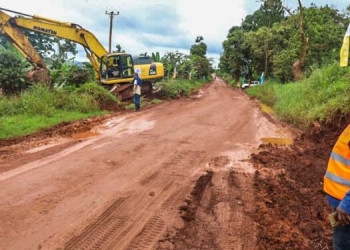 Works Minister Katumba Wamala says land compensation for the Nakawuka road project has hit 400 billion shillings, exceeding the 340 billion construction cost.